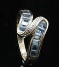 9kt topaz ring 