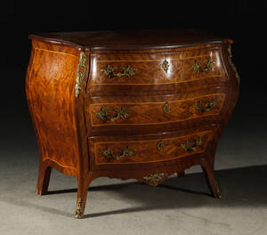 Byrå, rokokostil, 1900-talets mitt Denna vara har satts till omförsäljning under nytt varunummer4306147