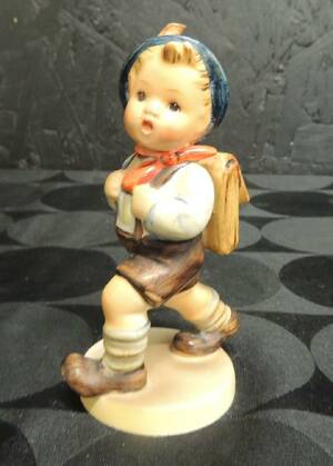 Äldre Hummel Figurin