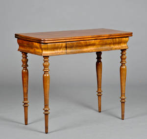 Chr. VIII spillebord af mahogni