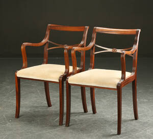 Lysberg Hansen  Therp. Par armstole af mahogni 2