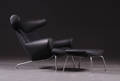 Hans J. Wegner 1914-2007. Ox-Chair. Hvilestol samt skammel 2