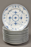 Royal Copenhagen. Musselmalet Halvblonde. 12 tall. nr. 572. 12