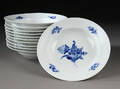 Kongeligt Porcelæn  Royal Copenhagen. Blå Blomst flettet 11 små dybe tallerkener, nr. 108105 11
