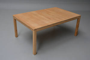 Haslev. Sofabord af massivt egetræ