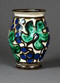 Herman A. Kähler. Vase af keramik Denne vare er sat til omsalg under nyt varenummer 4276495