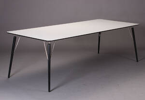 Henrik Pedersen. Spisebord Model Air 2