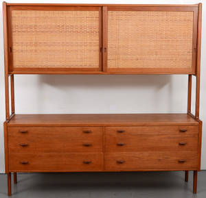 Hans J. Wegner, skänkskåp av teak, modell RY-20