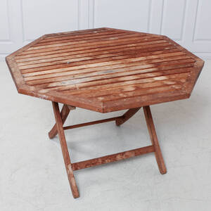 TRÄDGÅRDSBORD