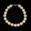 Halsband