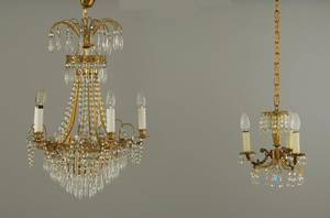 Prismelysekroner i messing. Empireform. 1900-tallet. 2