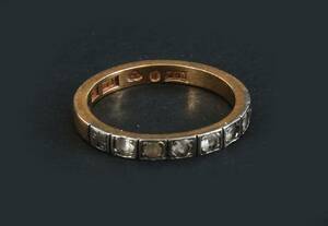 Halvalliansring i 18k