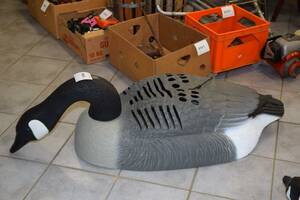 Vätte svan, i plast, L 100x50 cm