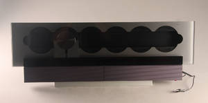 Bang  Olufsen. BeoSound 9000 på bordstand