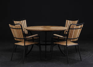 Havemøbler. Havebord samt fire stole 5