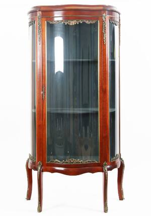 Vitrinskåp, Louis XVI-stil, 1900-tal