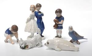 Bing Grøndahl og Royal Copenhagen. En samling figurer af porcelæn. 6