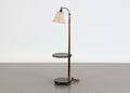 GOLVLAMPA MED BORDSSKIVA
