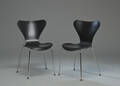 Arne Jacobsen. Et par stole, model 3107 2 Denne vare er sat til omsalg under nyt varenummer 4287992