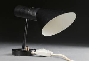 Arne Jacobsen. AJ væglampe, sort