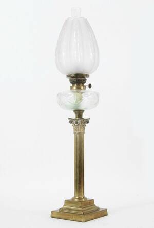 Bordsfotogenlampa, omkring år 1900