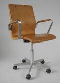 Arne Jacobsen, skrivbordsstol Oxford, model 3291