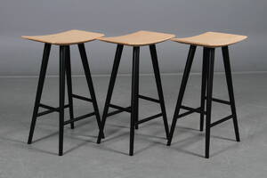 Johannes Foersom  Peter Hiort Lorenzen. Tre Mikado barstole 3
