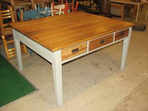 DUBBELSIDIGT SKRIVBORD H 77, 141X117