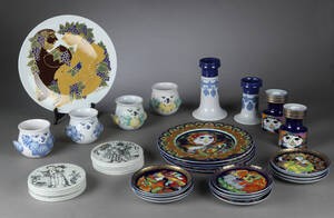 Bjørn Wiinblad. Samling platter mm. 37 Denne vare er sat til omsalg under nyt varenummer 4883148