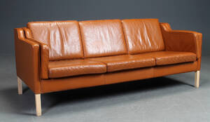 Stouby, tre-pers. sofa, cognacsfarvet læder, model Eva