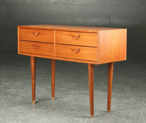 Kai Kristiansen. kommode af teaktræ