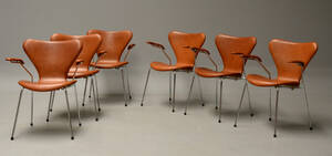 Arne Jacobsen. Seks armstole model 3207, Vacona anilin læder. 6 