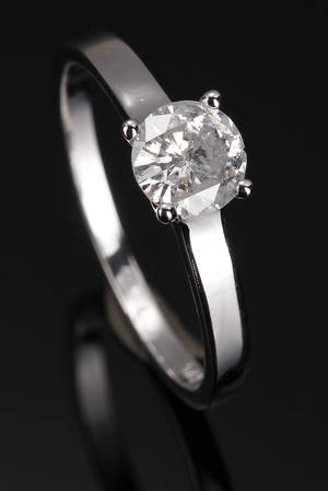 Diamantring med 0,58 ct