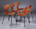 Arne Jacobsen, fem T-stole, model 3103, teak 5 