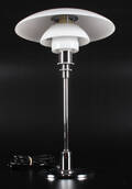 Poul Henningsen, PH 32 bordlampe