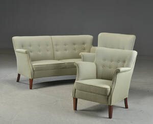 Svungen sofa samt to tilhørende hvilestole 3