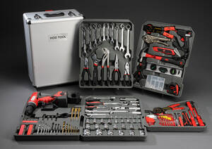 Stort værktøjssæt i kuffert inkl. boremaskine. 236 dele. Denne vare er sat til omsalg under nyt varenummer 5047348