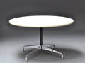 Charles Eames. Rundt spisebord  Segmented Table. Ø 122 cm.