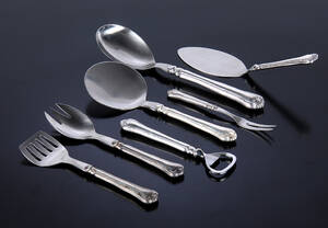 Cohr. Herregård serveringsdele med skafter af sølv 7