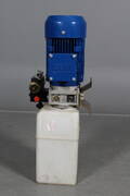 Hydraulikmotor, med beholder. Bevi.