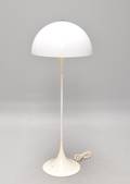 Verner Panton. Panthella Standerlampe