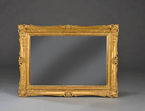 Spejl af forgyldt træ og gesso Denne vare er sat til omsalg under nyt varenummer 4468028