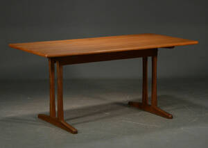 Børge Mogensen, Shakerbord fra FDB, egetræ