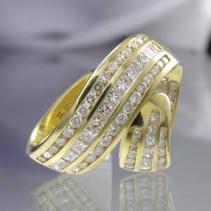 Anhänger mit Brillanten und Diamanten - ca. 3.16 ct. , Handarbeit