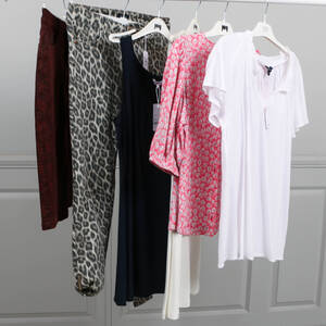 PARTI DAMKLÄDER, storlek M, oanvända