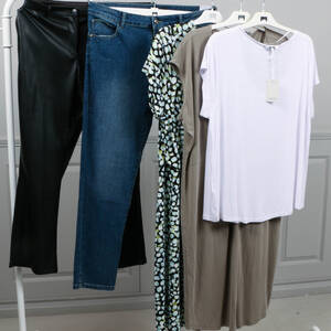 PARTI DAMKLÄDER, storlek XL, oanvända