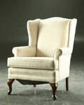 Wingback chair polstret med lyst betræk