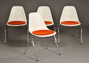 Charles Eames. Plastic chair. model DSS 4