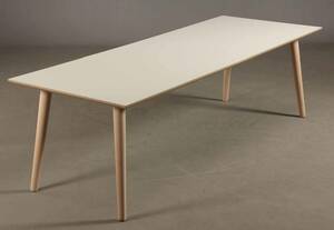 Dansk design. Spisebord i hvid laminat med 2 tillægsplader 3