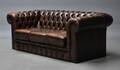 Tre-pers. sofa, Chesterfield stil Denne vare er sat til omsalg under nyt varenummer 4888163